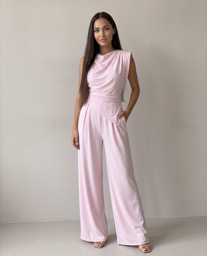 Komplet sa drapiranim topom, svetlo roze, spreda